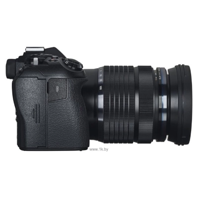 Olympus OM-D E-M1 Mark III Kit